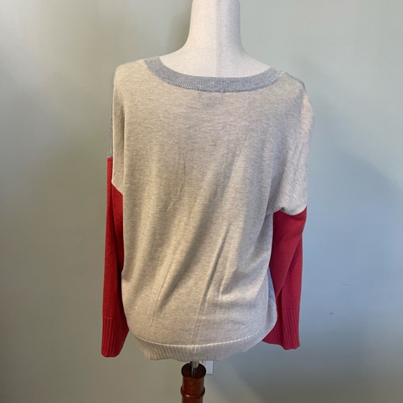 Lilla|P Red and Gray V Neck Sweater - Size L - Picture 5 of 10